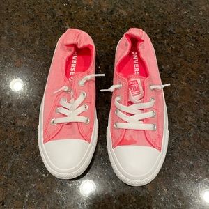 Women’s Converse 7.5